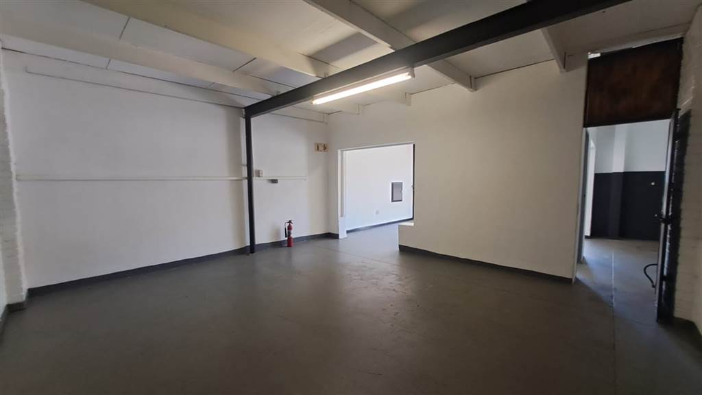 339  m² Commercial space in Silverton photo number 9