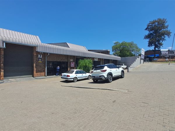 339  m² Commercial space in Silverton