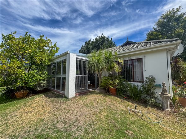 2 Bedroom House 2 Bedroom House