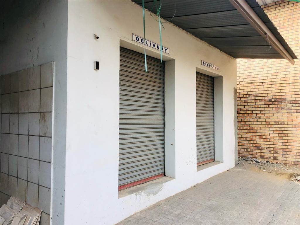 2206  m² Commercial space in Rustenburg Central photo number 13