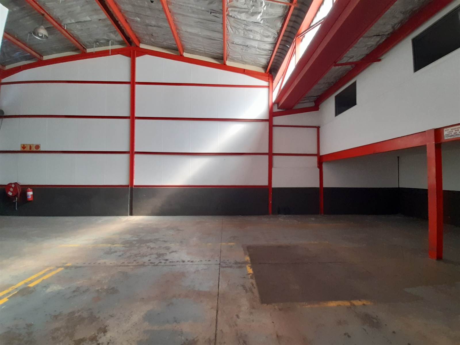 218  m² Commercial space in Jet Park photo number 11