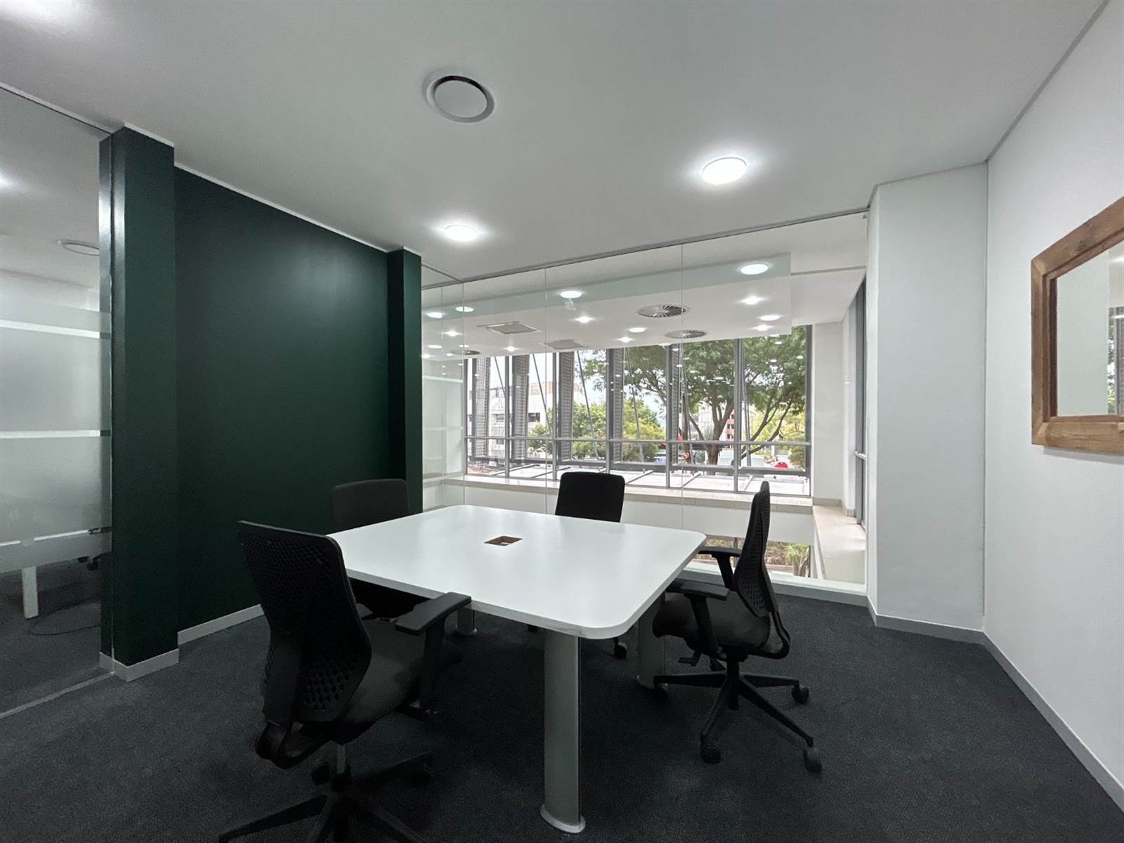 39  m² Office Space in Sandown photo number 11