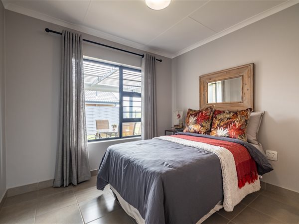 2 Bedroom House 2 Bedroom House