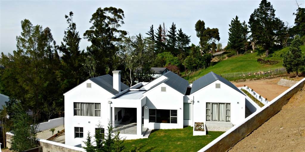 5 Bed House in Swellendam photo number 1