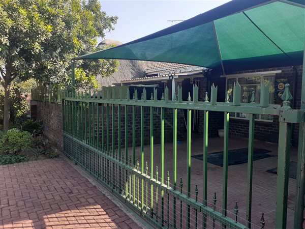 2 Bed Townhouse in Protea Park