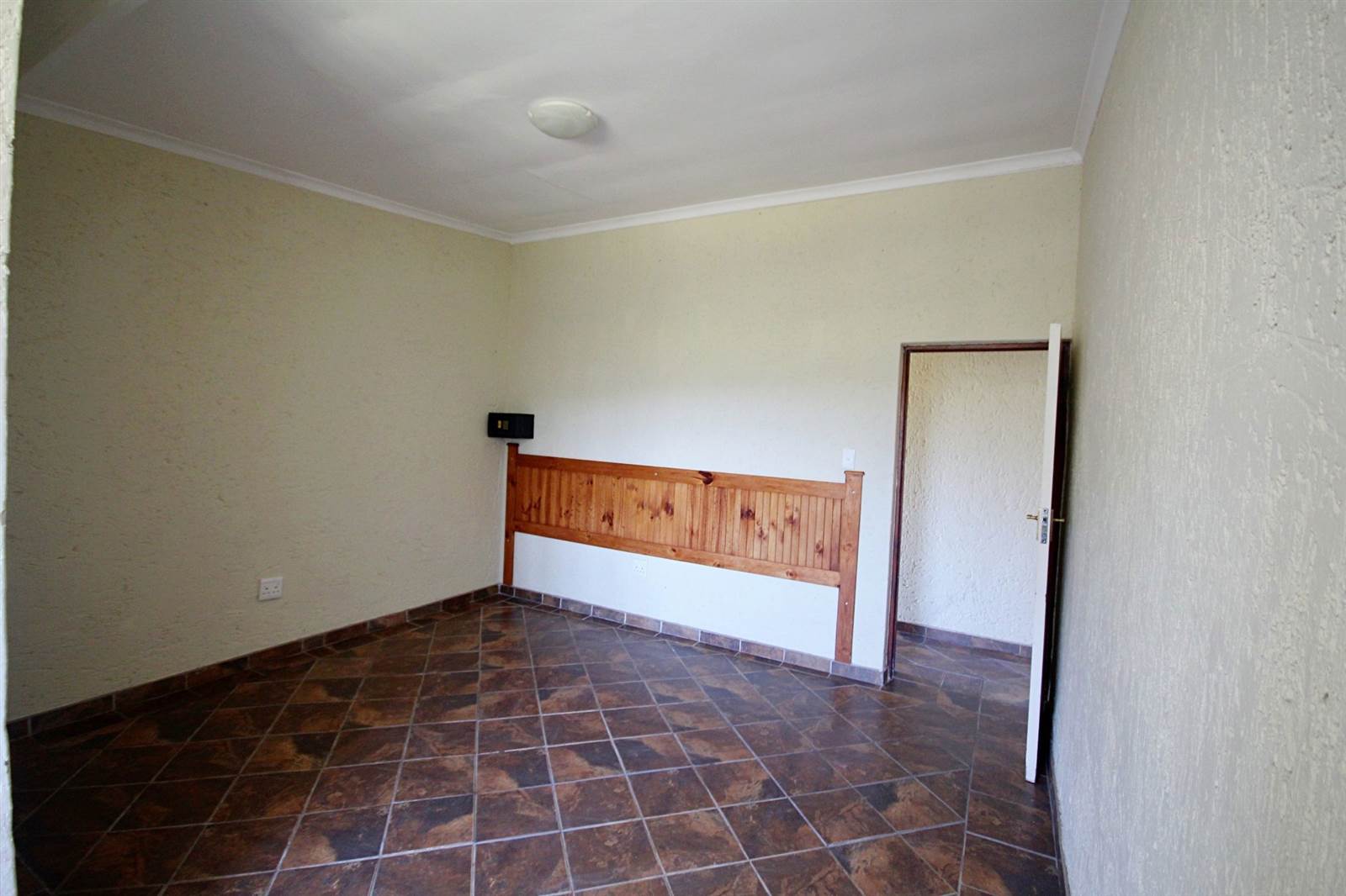 3 Bed House in Port Alfred photo number 8