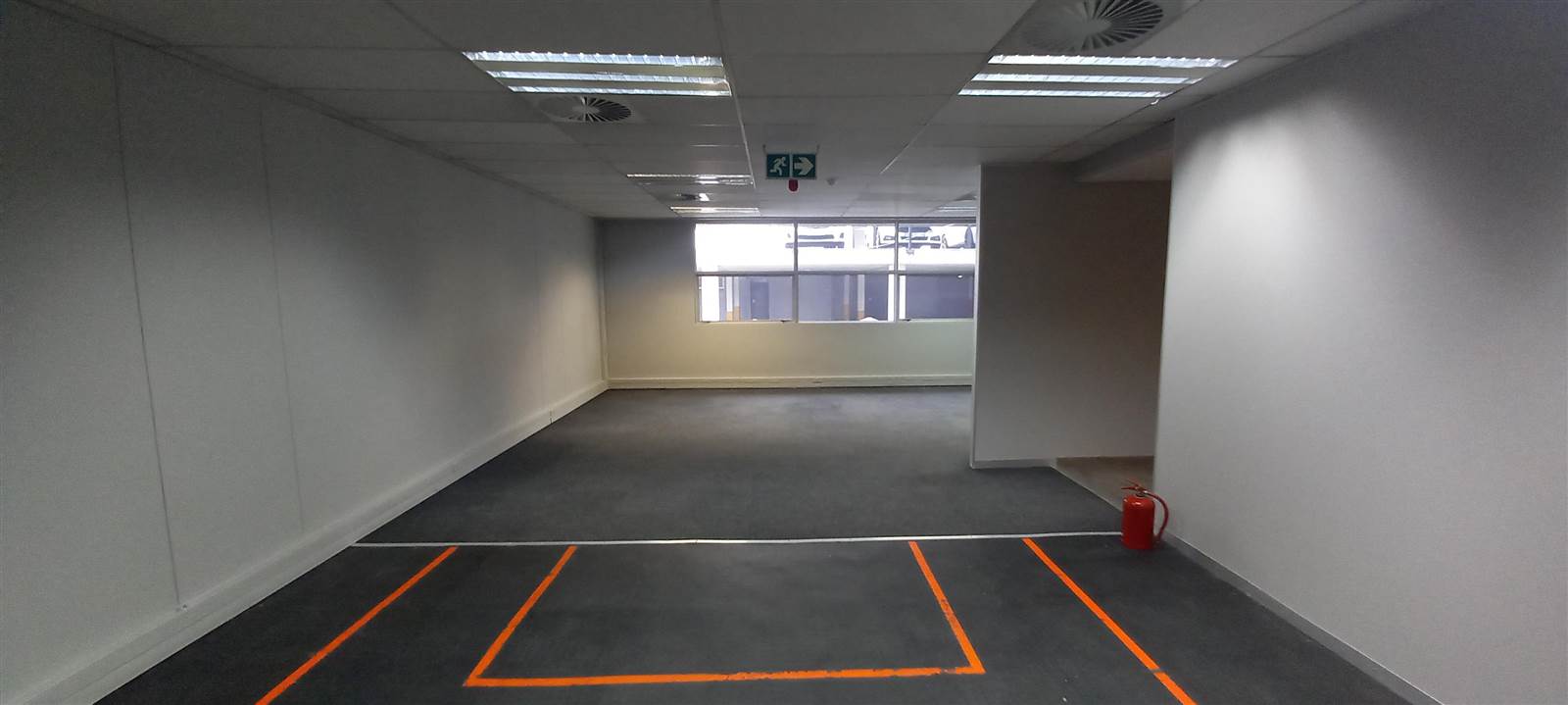 284  m² Commercial space in Bedfordview photo number 11