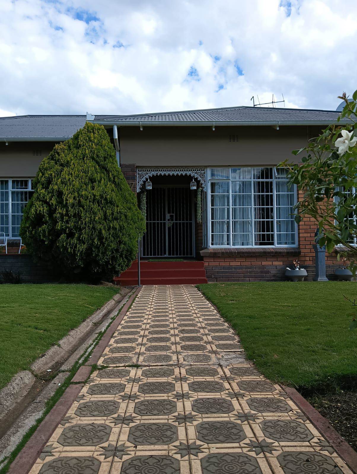 3 Bed House in Barkly East photo number 21