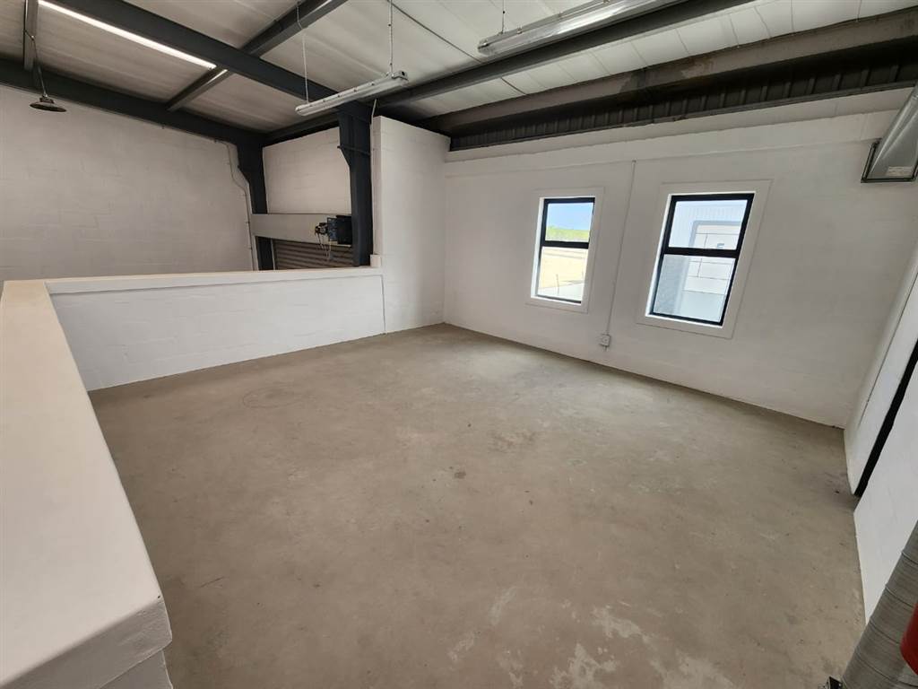 132  m² Industrial space in Parklands photo number 10