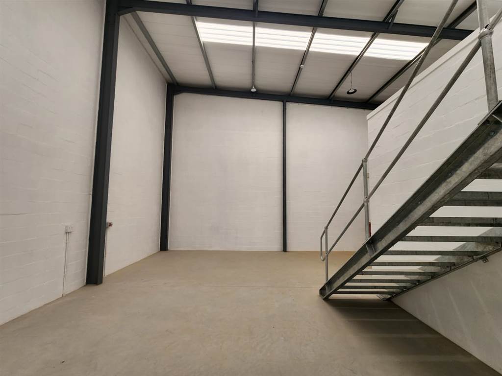 132  m² Industrial space in Parklands photo number 8