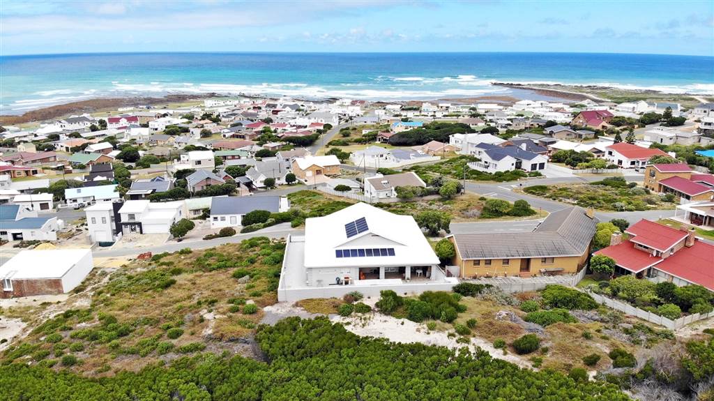 5 Bed House in Agulhas photo number 21