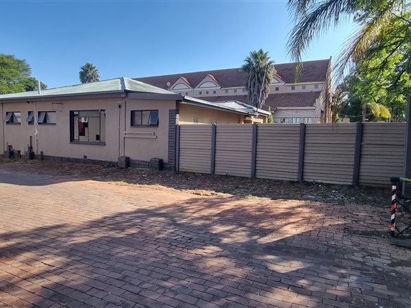 4 Bed House in Hatfield