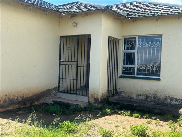 2 Bedroom House 2 Bedroom House