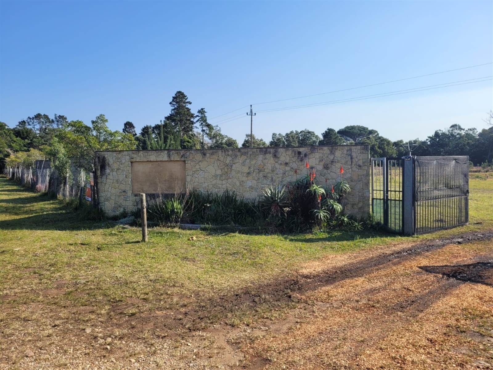 1.9 ha Land available in Plettenberg Bay Rural photo number 2