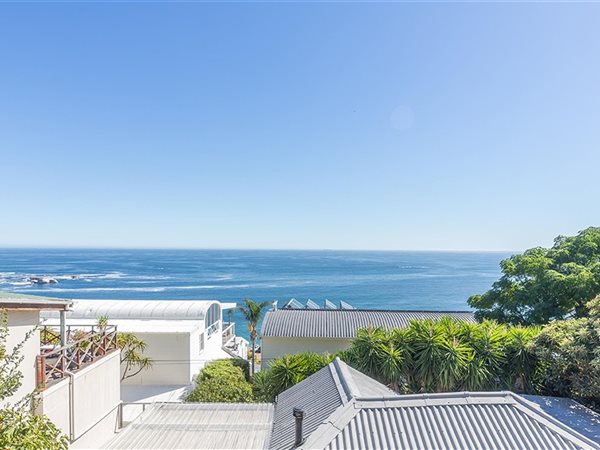 3 Bedroom Townhouse 3 Bedroom Townhouse
