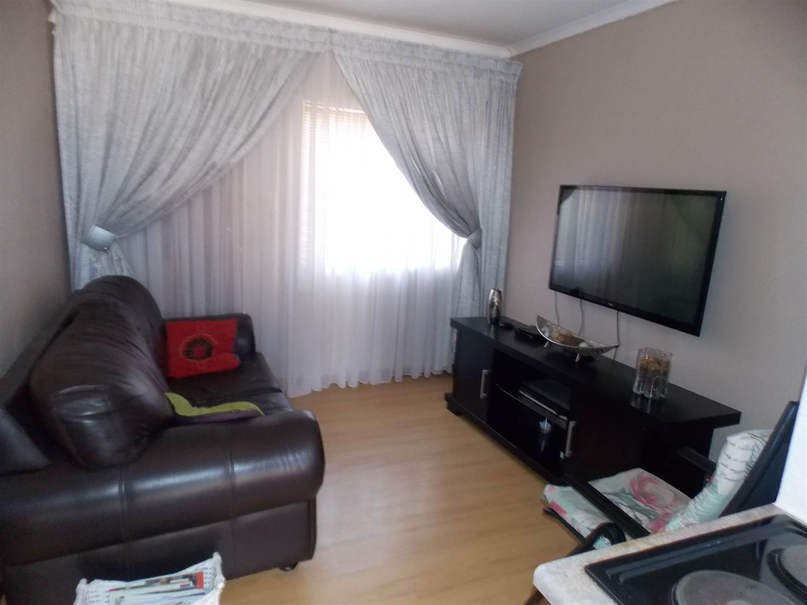 2 Bed House in Seshego photo number 9