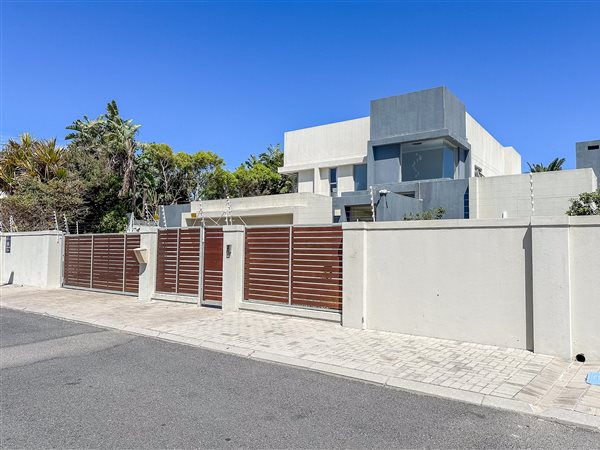 5 Bed House in Sunset Beach