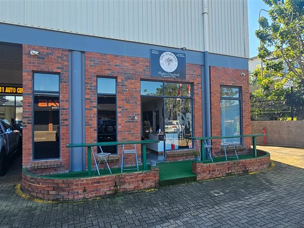 56  m² Commercial space