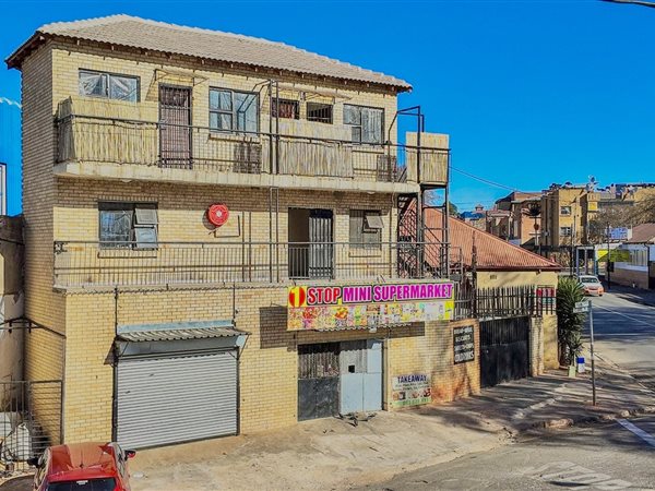 137 m² Commercial space 137 m² Commercial space