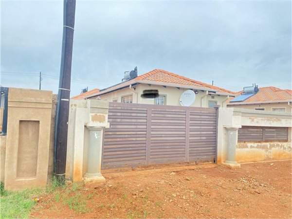 3 Bedroom House 3 Bedroom House