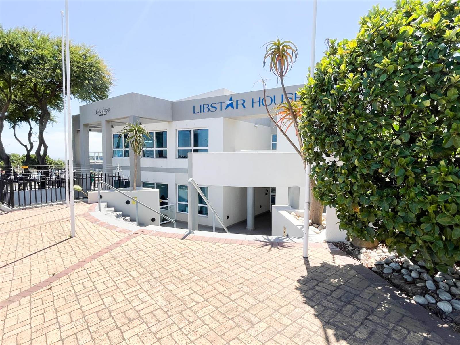 154  m² Office Space in Plattekloof photo number 23