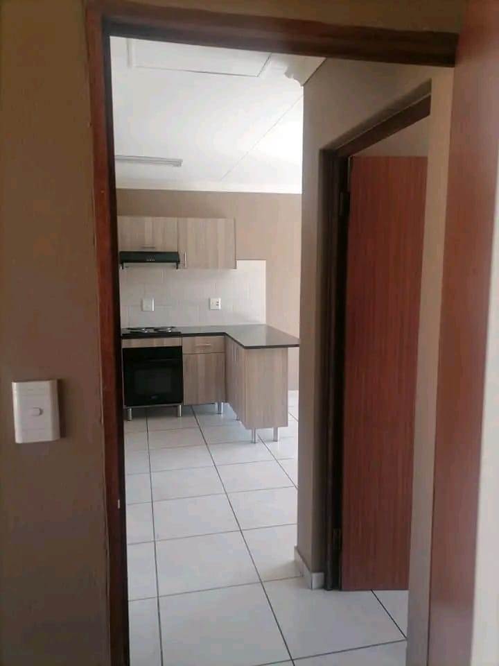 2 Bed House in Albemarle Ext 2 photo number 12