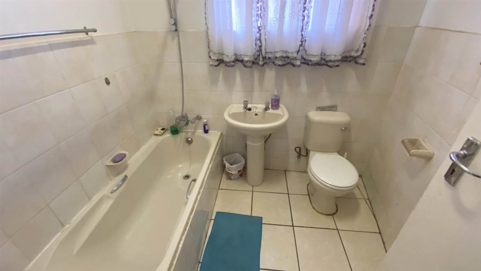 1 Bed Flat in Carletonville photo number 7