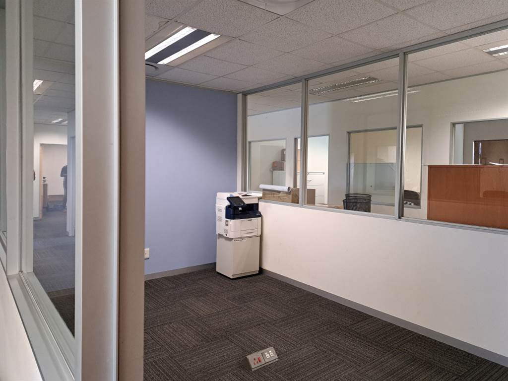 309  m² Office Space in Mt Edgecombe photo number 17