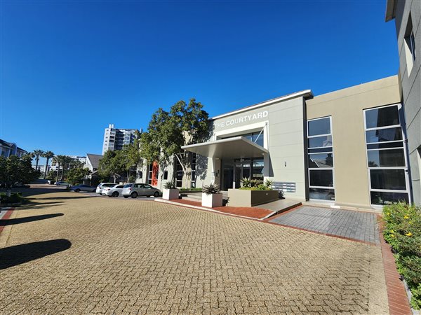 105  m² Commercial space in Century City