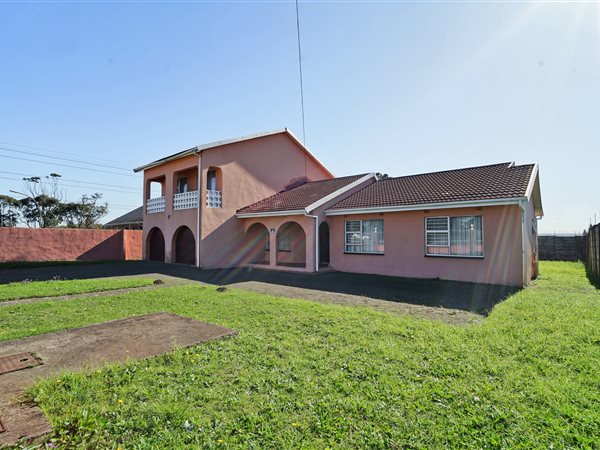 5 Bedroom House 5 Bedroom House
