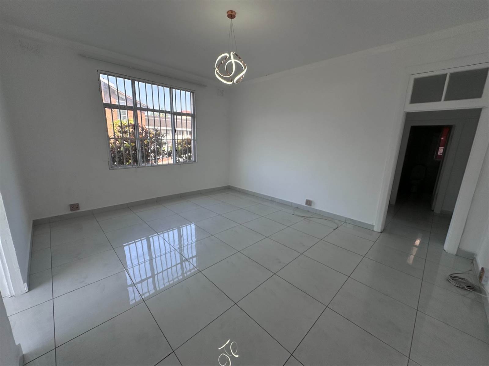 1.5 Bed Apartment in Musgrave photo number 7