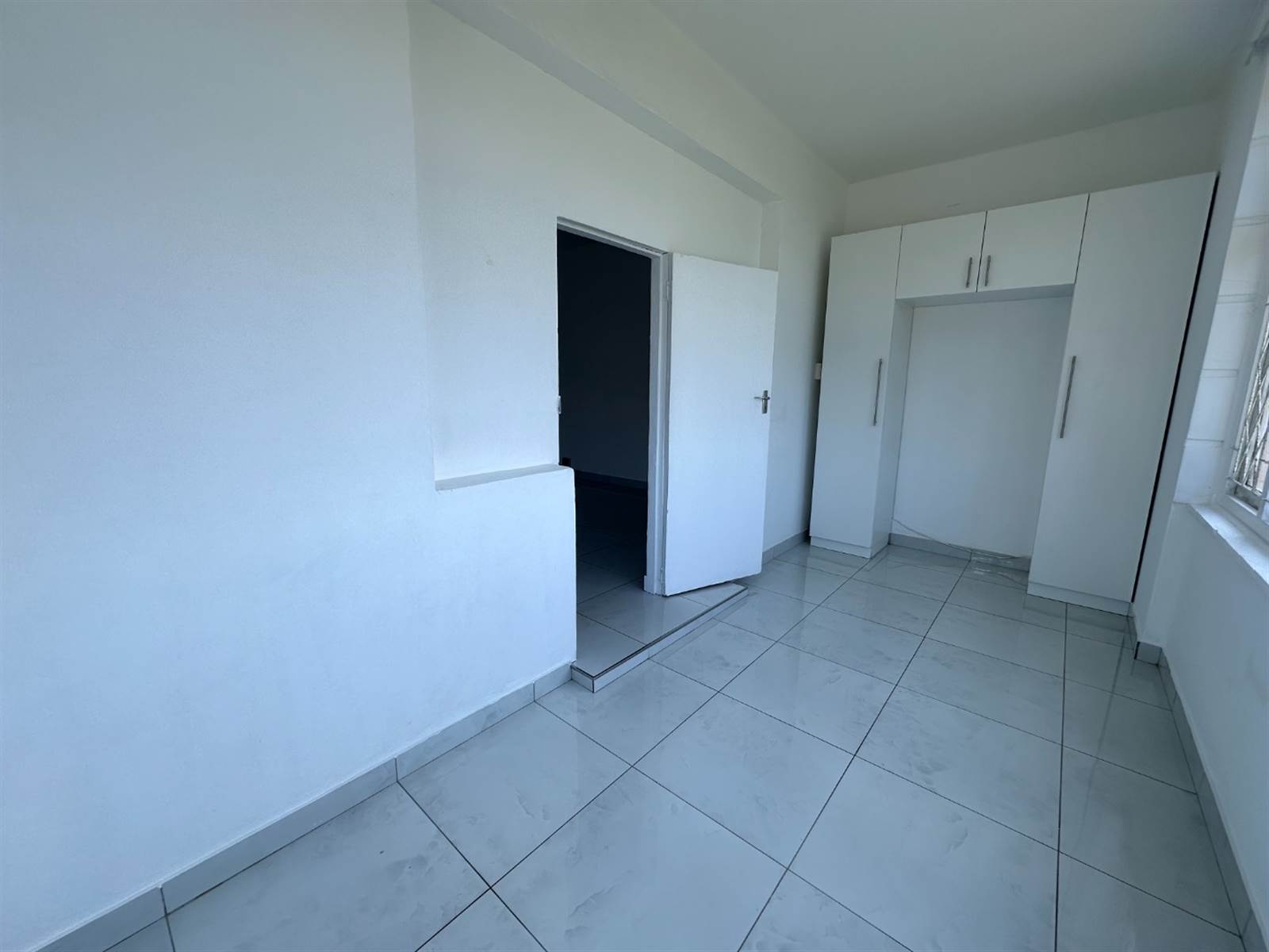 1.5 Bed Apartment in Musgrave photo number 11