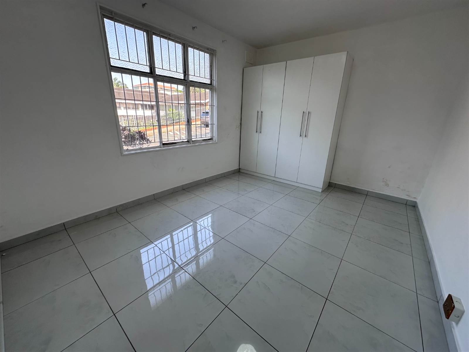 1.5 Bed Apartment in Musgrave photo number 16