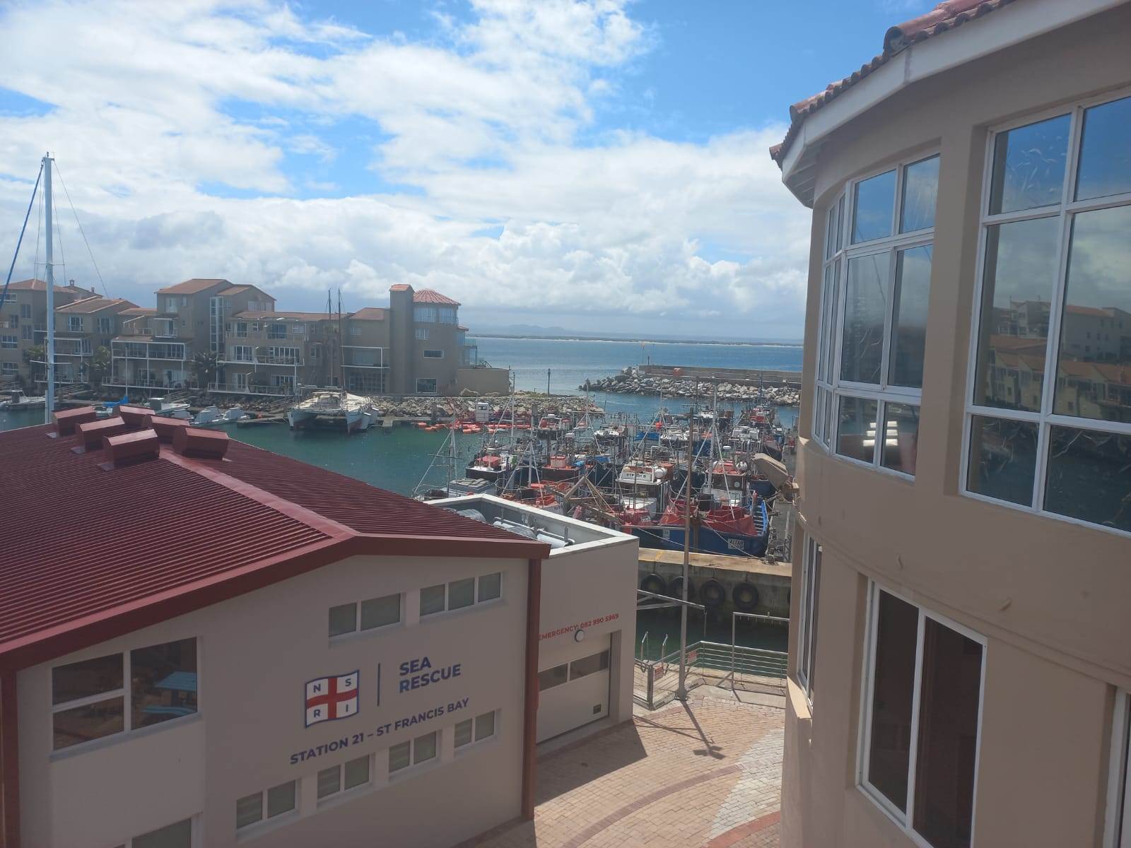 97  m² Commercial space in St Francis Bay photo number 2
