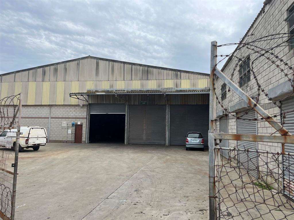 2800  m² Industrial space in Algoa Park photo number 2