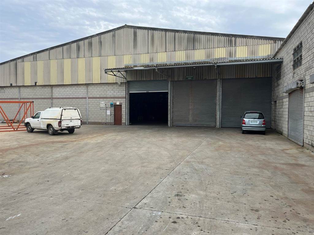 2800  m² Industrial space in Algoa Park photo number 1