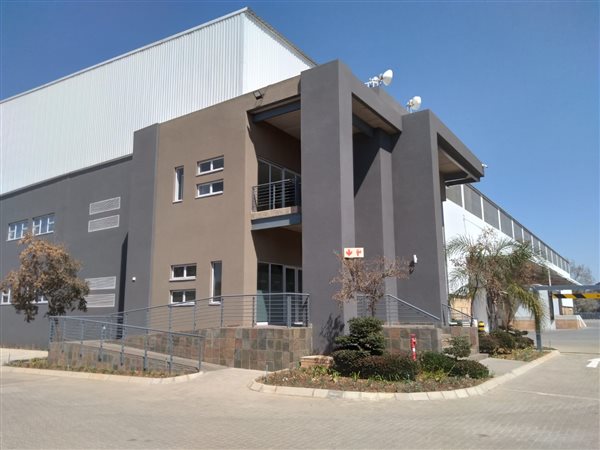 14 850  m² Industrial space