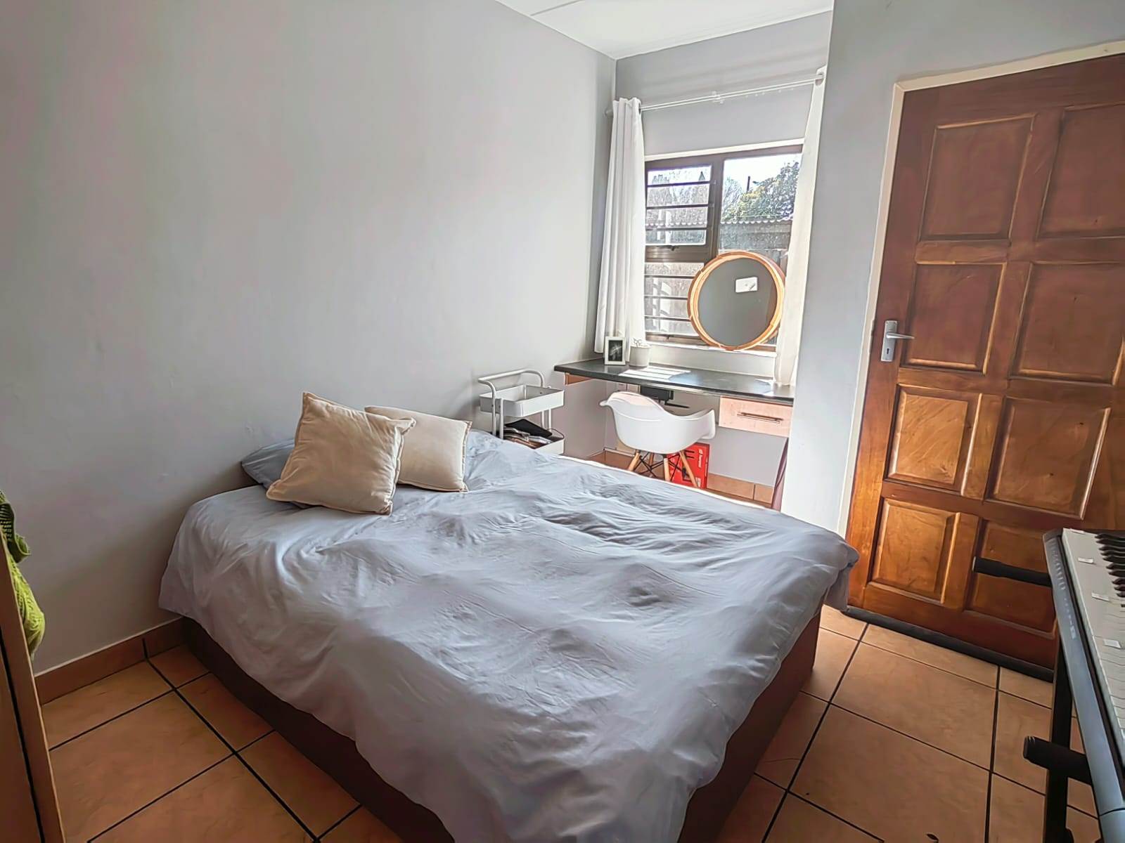 2 Bed Apartment in Die Bult photo number 8