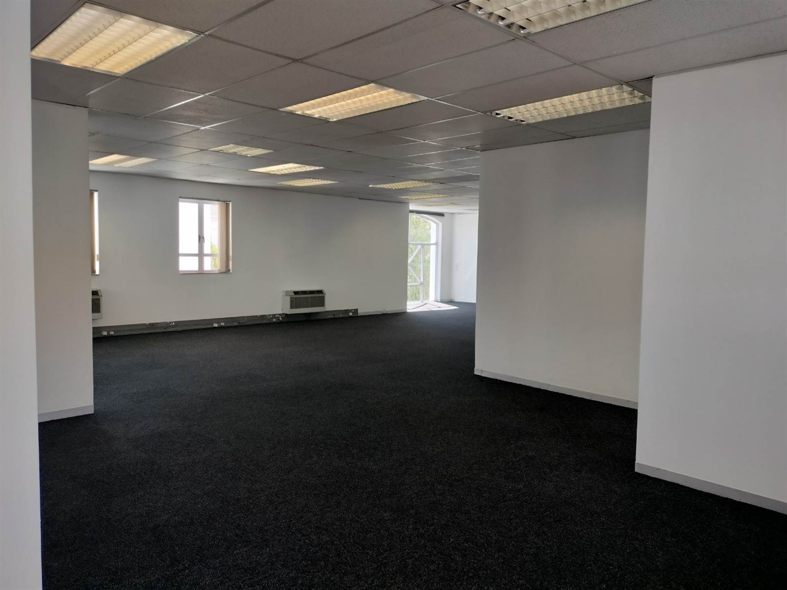 544  m² Commercial space in Bryanston photo number 19