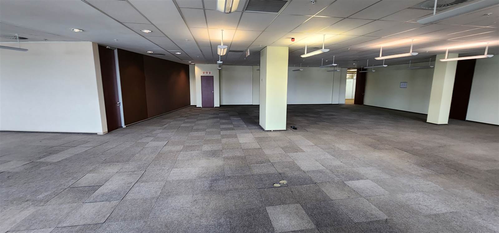 3229  m² Commercial space in Constantia Kloof photo number 30