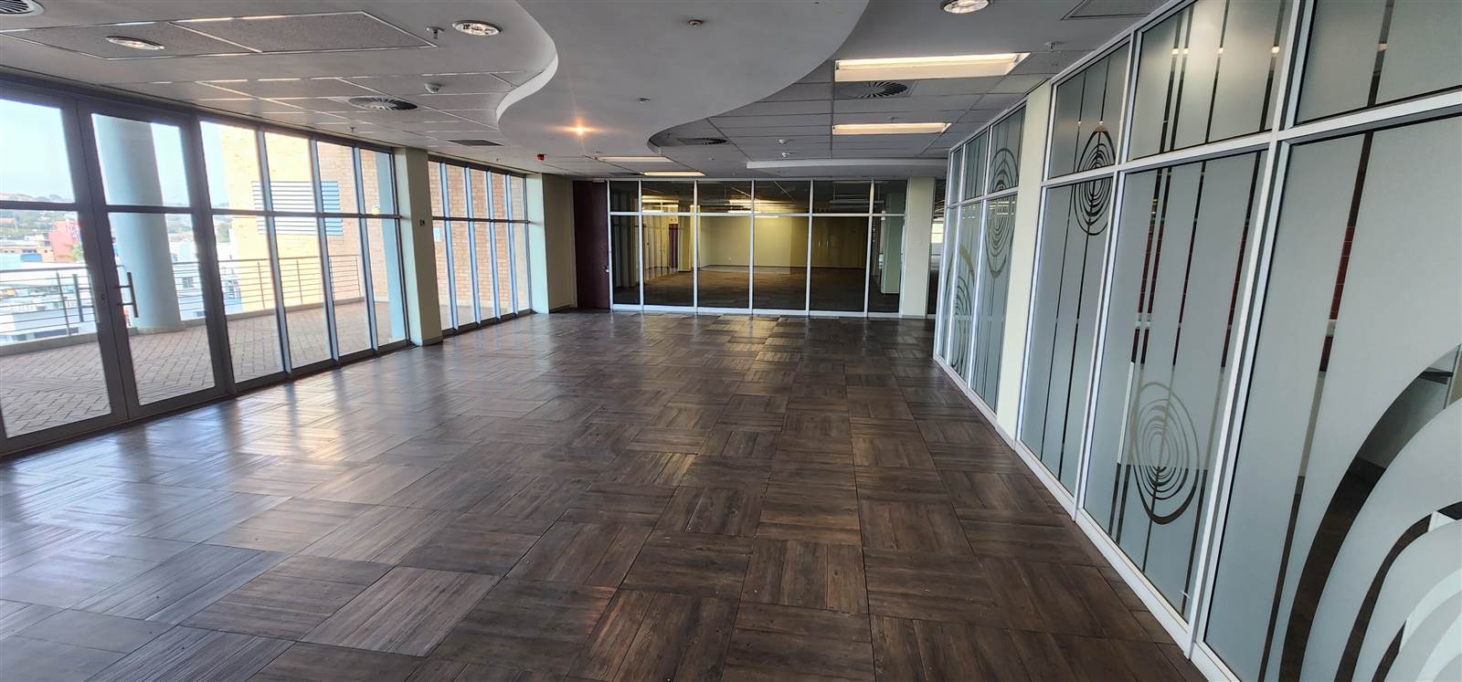 3229  m² Commercial space in Constantia Kloof photo number 23