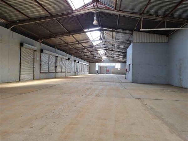 1 588 m² Commercial space 1 588 m² Commercial space