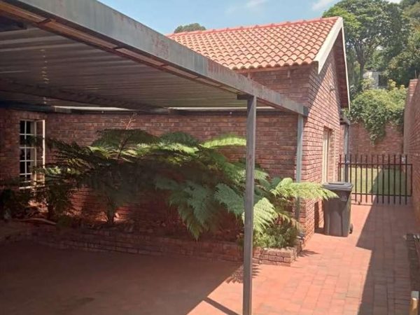 3 Bed House in Bergtuin