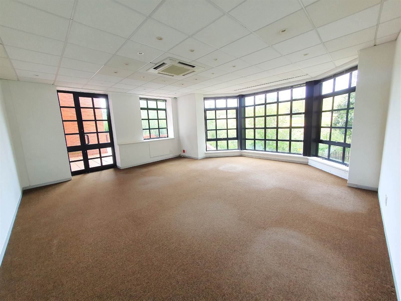 396  m² Office Space in Bryanston photo number 12