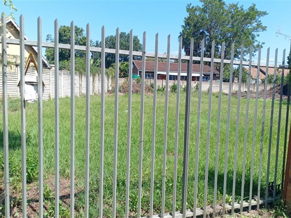 697 m² Land available in Scottsville