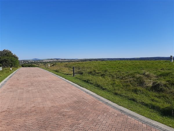 831 m² Land available in Kenton-on-Sea