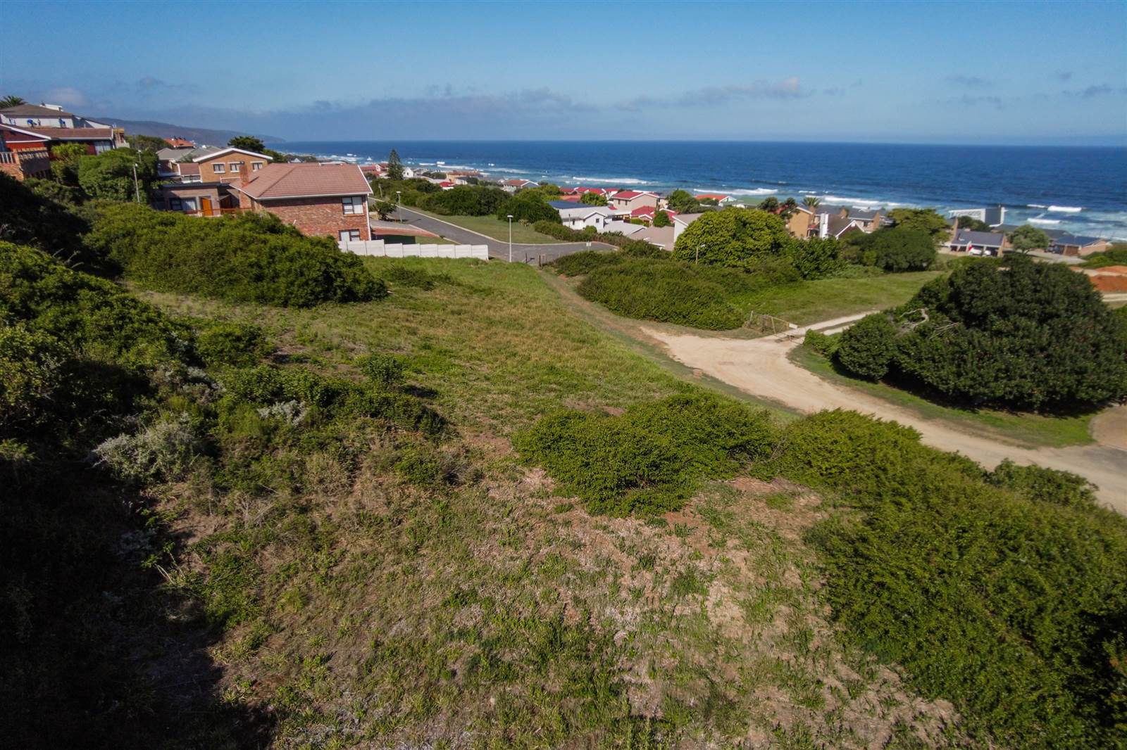 1045 m² Land available in Pienaarstrand photo number 5