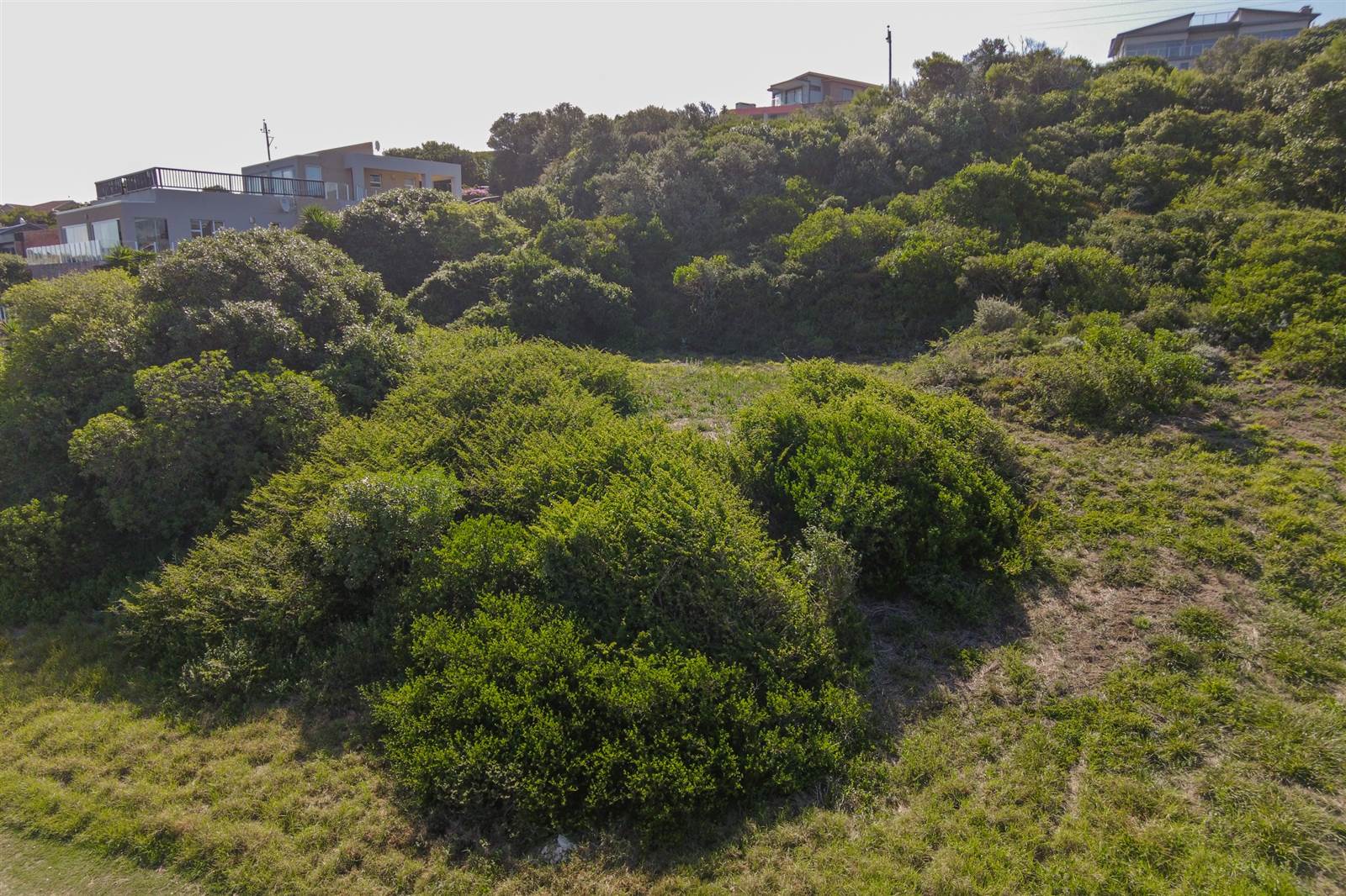 1045 m² Land available in Pienaarstrand photo number 2