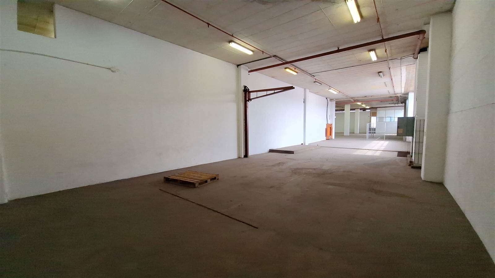 2490  m² Industrial space in Wynberg photo number 3