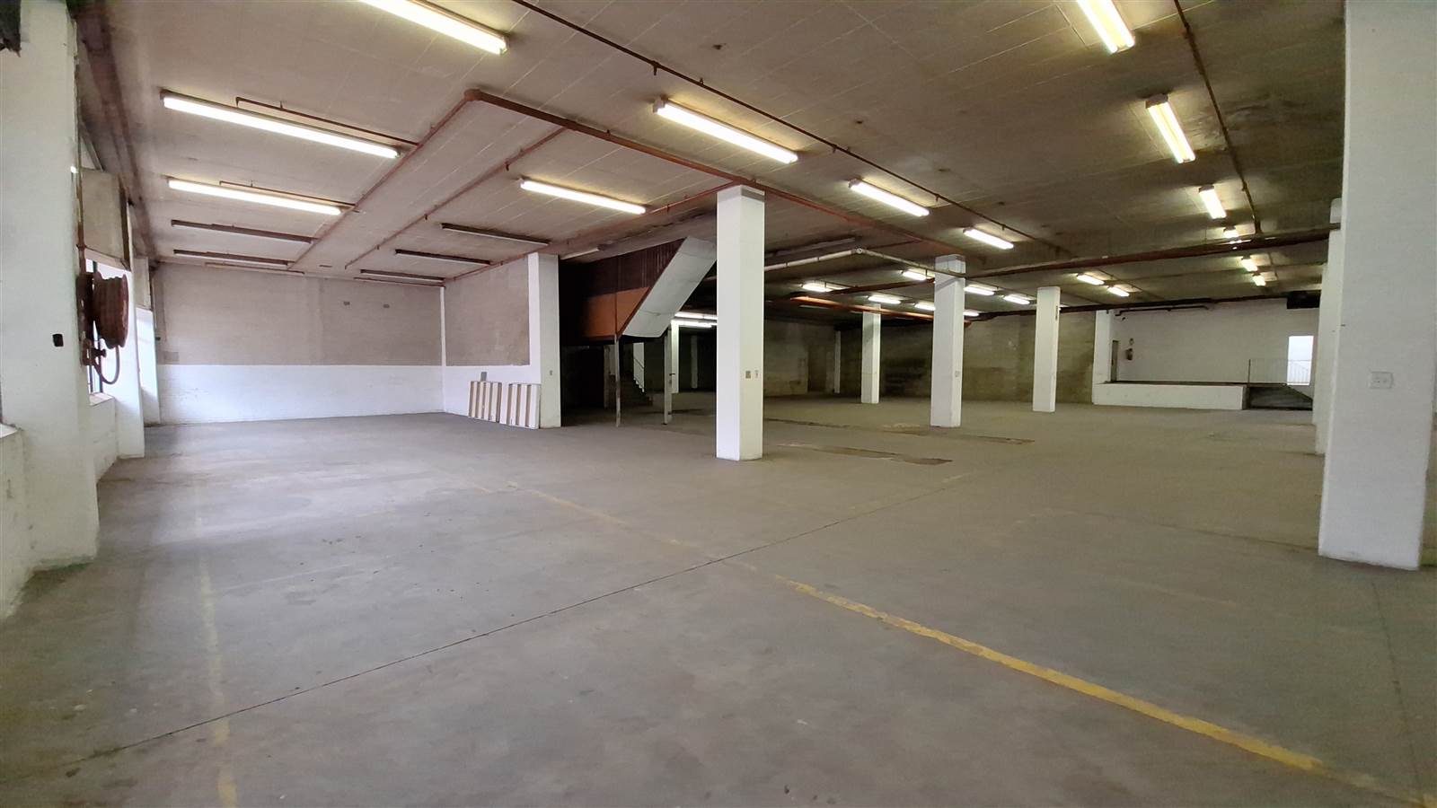 2490  m² Industrial space in Wynberg photo number 7
